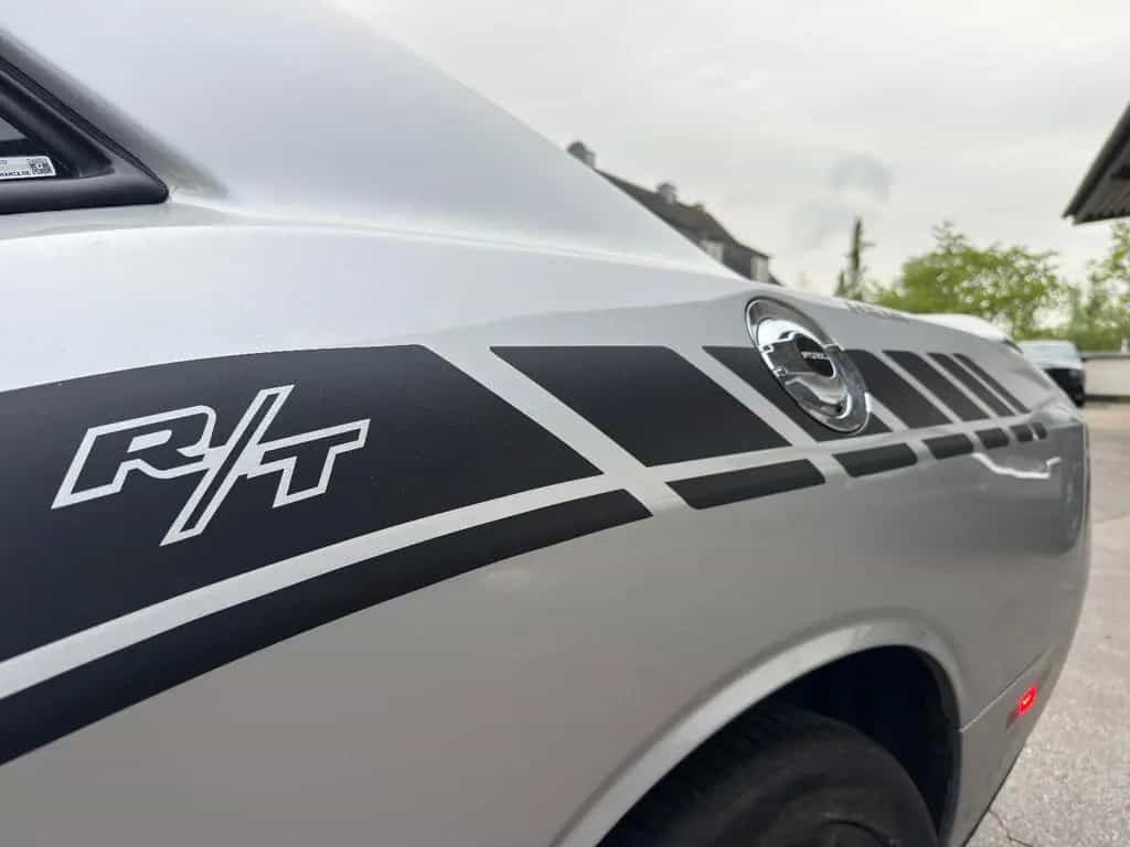 Dodge Challenger 5.7 R/T GARANTIE*LED*LEDER*TÜV*TOP 07/2021-photo-13