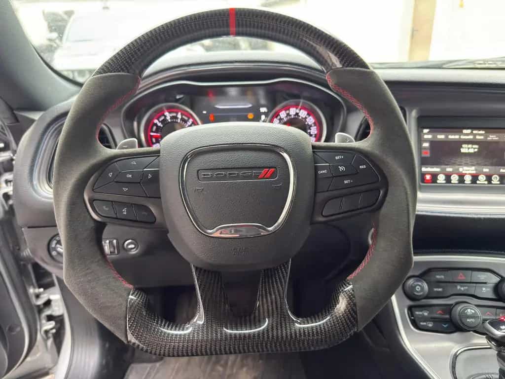 Dodge Challenger 5.7 R/T GARANTIE*LED*LEDER*TÜV*TOP 07/2021-photo-17