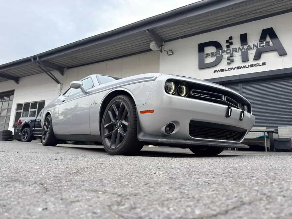 Dodge Challenger 5.7 R/T GARANTIE*LED*LEDER*TÜV*TOP 07/2021-photo-2