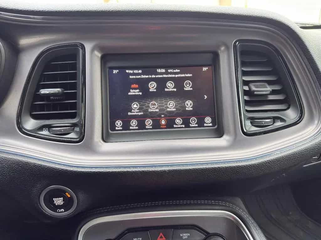 Dodge Challenger 5.7 R/T GARANTIE*LED*LEDER*TÜV*TOP 07/2021-photo-20