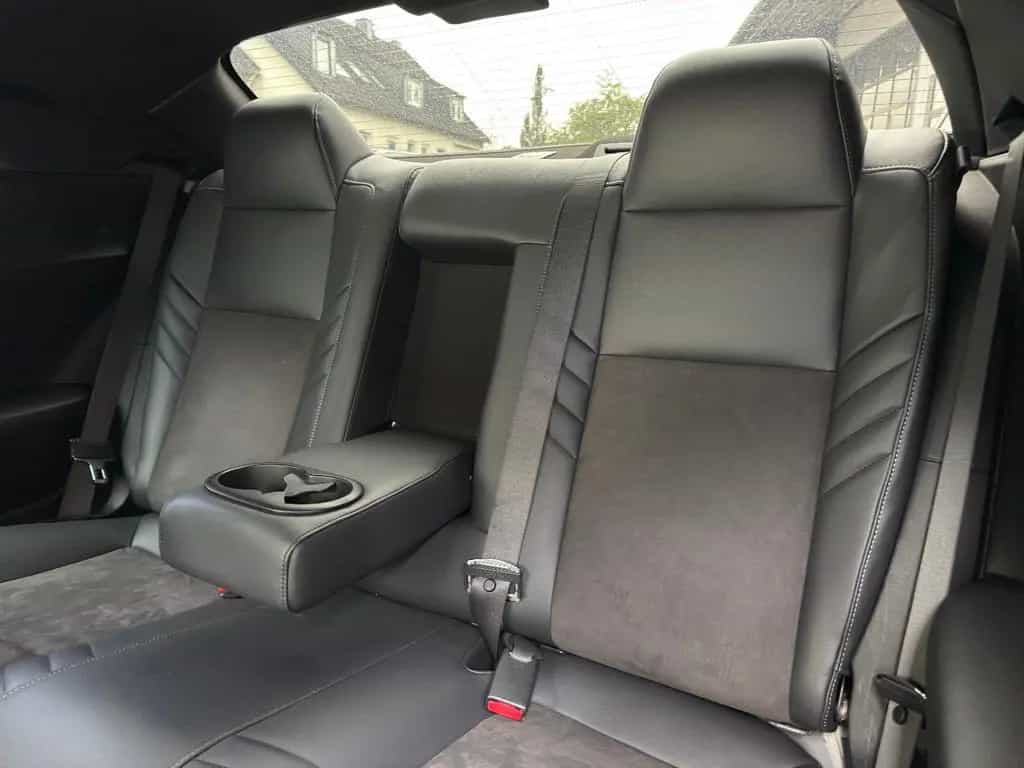 Dodge Challenger 5.7 R/T GARANTIE*LED*LEDER*TÜV*TOP 07/2021-photo-29