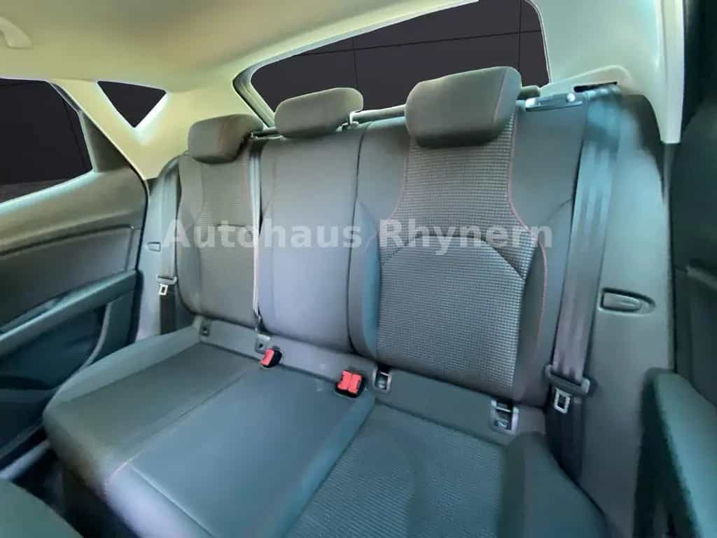 Seat Leon FR 2.0 TSI 140 kW 11/2019-photo-23