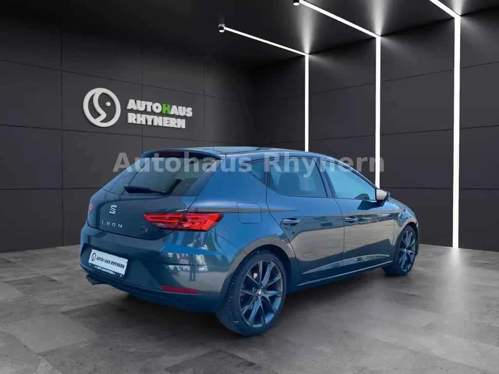Seat Leon FR 2.0 TSI 140 kW 11/2019-photo-4