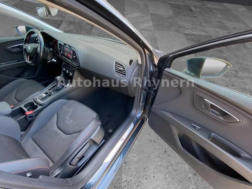 Seat Leon FR 2.0 TSI 140 kW 11/2019-photo-49