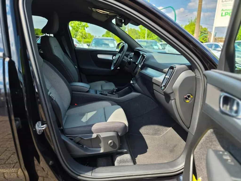 Volvo XC40 Automatik/Kamera/Navi/AHK/Garantie+/1.Hand 03/2024-photo-18