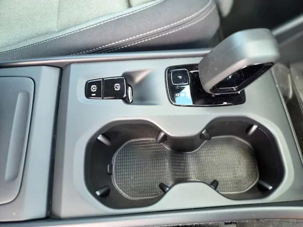 Volvo XC40 Automatik/Kamera/Navi/AHK/Garantie+/1.Hand 03/2024-photo-21