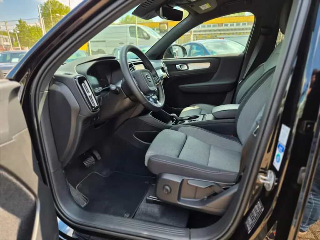Volvo XC40 Automatik/Kamera/Navi/AHK/Garantie+/1.Hand 03/2024-photo-27