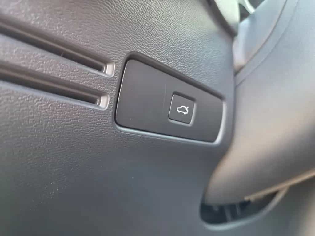 Volvo XC40 Automatik/Kamera/Navi/AHK/Garantie+/1.Hand 03/2024-photo-29
