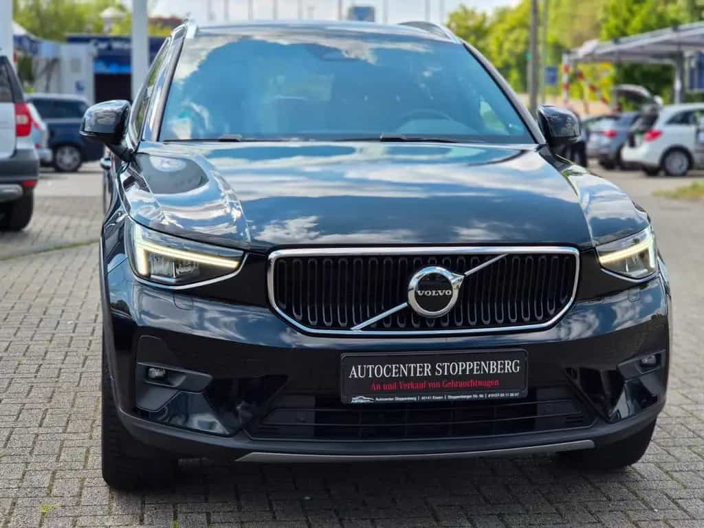 Volvo XC40 Automatik/Kamera/Navi/AHK/Garantie+/1.Hand 03/2024-photo-3