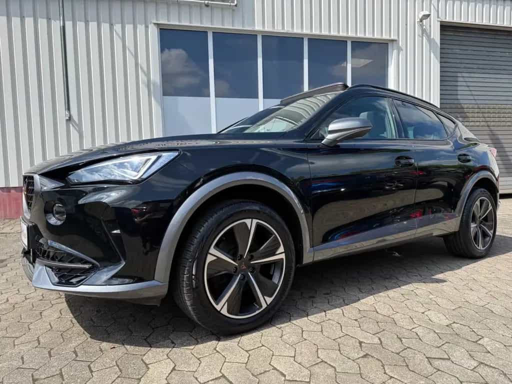 Cupra Formentor 1,5TSI 110kW 150PS PANO/LED/SHZ/1.Hand 03/2022-photo-1