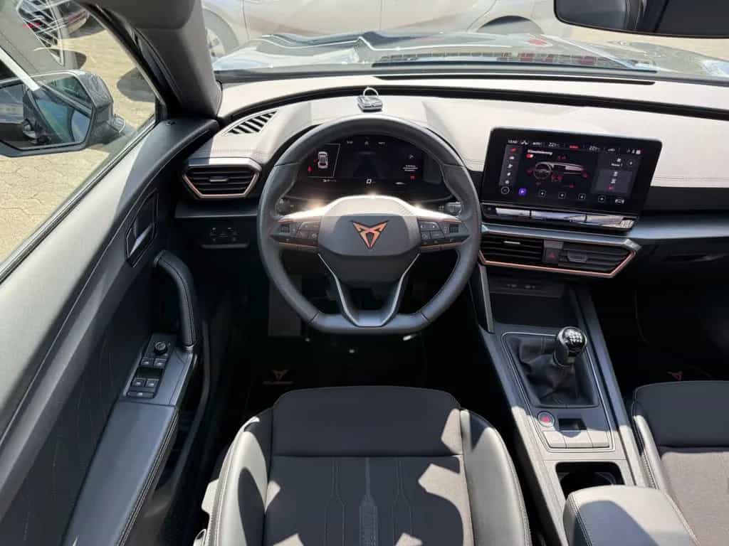 Cupra Formentor 1,5TSI 110kW 150PS PANO/LED/SHZ/1.Hand 03/2022-photo-12
