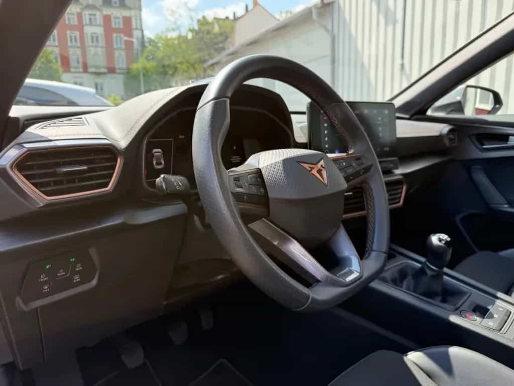 Cupra Formentor 1,5TSI 110kW 150PS PANO/LED/SHZ/1.Hand 03/2022-photo-14