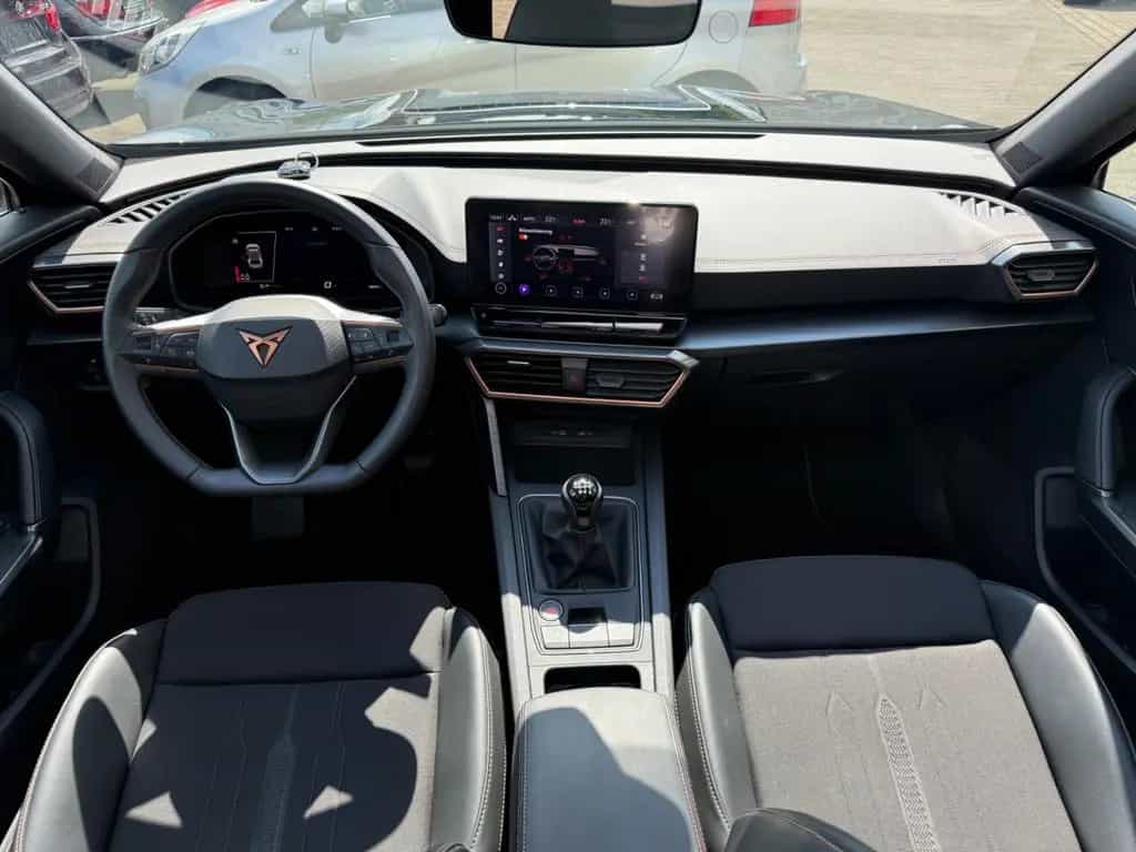 Cupra Formentor 1,5TSI 110kW 150PS PANO/LED/SHZ/1.Hand 03/2022-photo-24