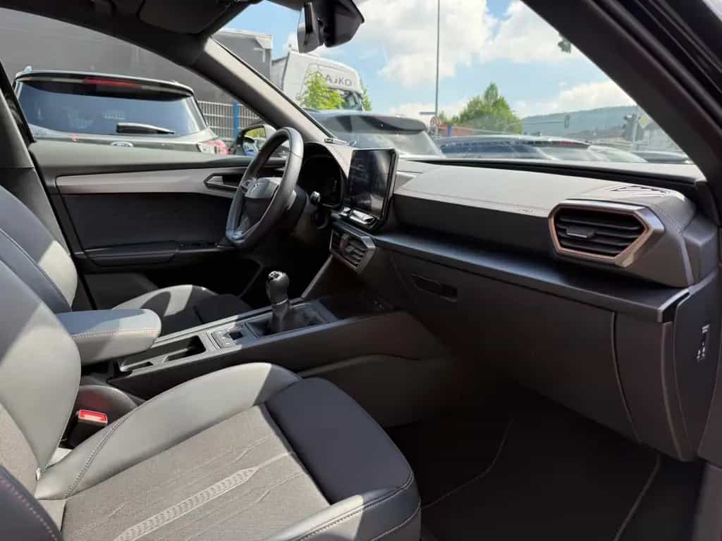 Cupra Formentor 1,5TSI 110kW 150PS PANO/LED/SHZ/1.Hand 03/2022-photo-9