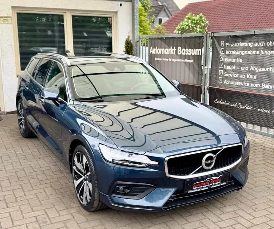 Volvo V60 Momentum Pro Aut. *LED*RKam*Navi*HarmanKardo 11/2020-photo-4