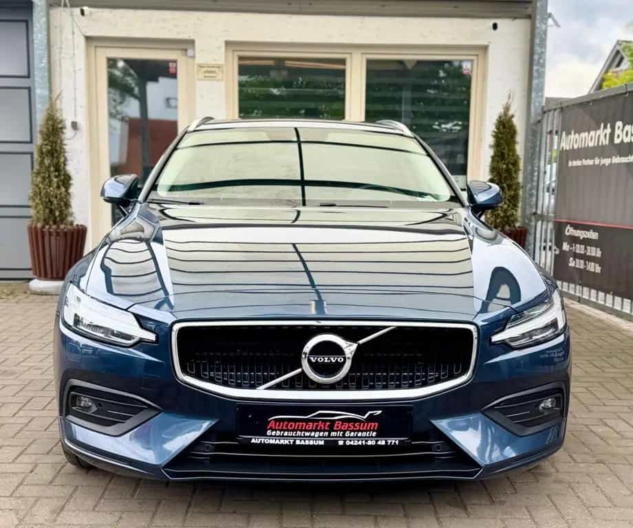 Volvo V60 Momentum Pro Aut. *LED*RKam*Navi*HarmanKardo 11/2020-photo-6