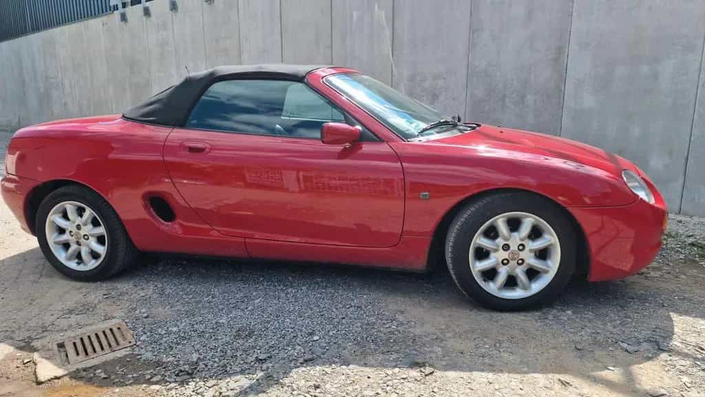 MG MGF 1.8i -120 PS TÜV neu mit Hardtop 06/2000-photo-10