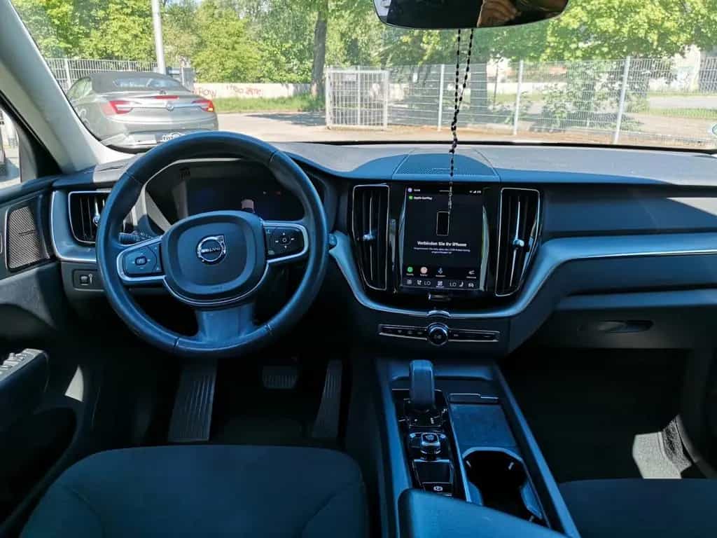 Volvo XC60 Momentum Pro *H&K*Kamera*Navi*Spur*Lenk+SHZ 04/2022-photo-13
