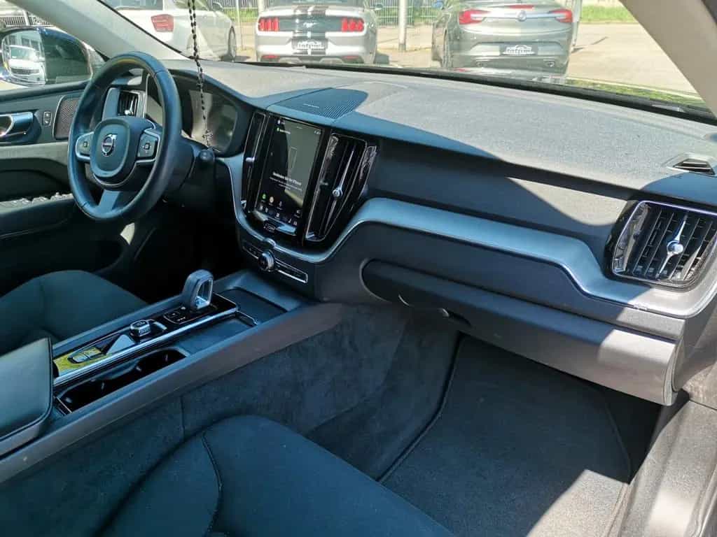 Volvo XC60 Momentum Pro *H&K*Kamera*Navi*Spur*Lenk+SHZ 04/2022-photo-17