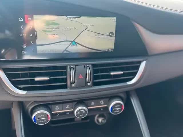 Alfa Romeo Giulia 2,0 Turbo16V Veloce Q4*Pano*LED*Leder* 09/2021-photo-30