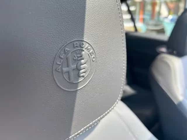 Alfa Romeo Giulia 2,0 Turbo16V Veloce Q4*Pano*LED*Leder* 09/2021-photo-33