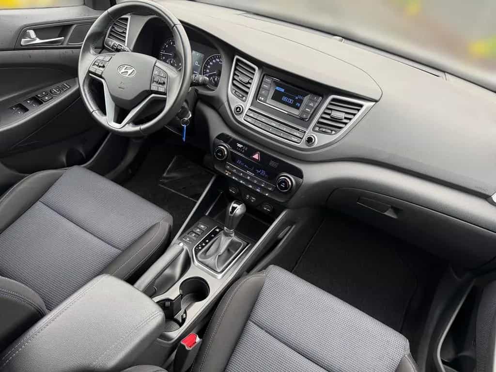 Hyundai TUCSON 1.6 T-GDI Autom. 25 Jahre 4WD AWD PDC AUX 04/2016-photo-13