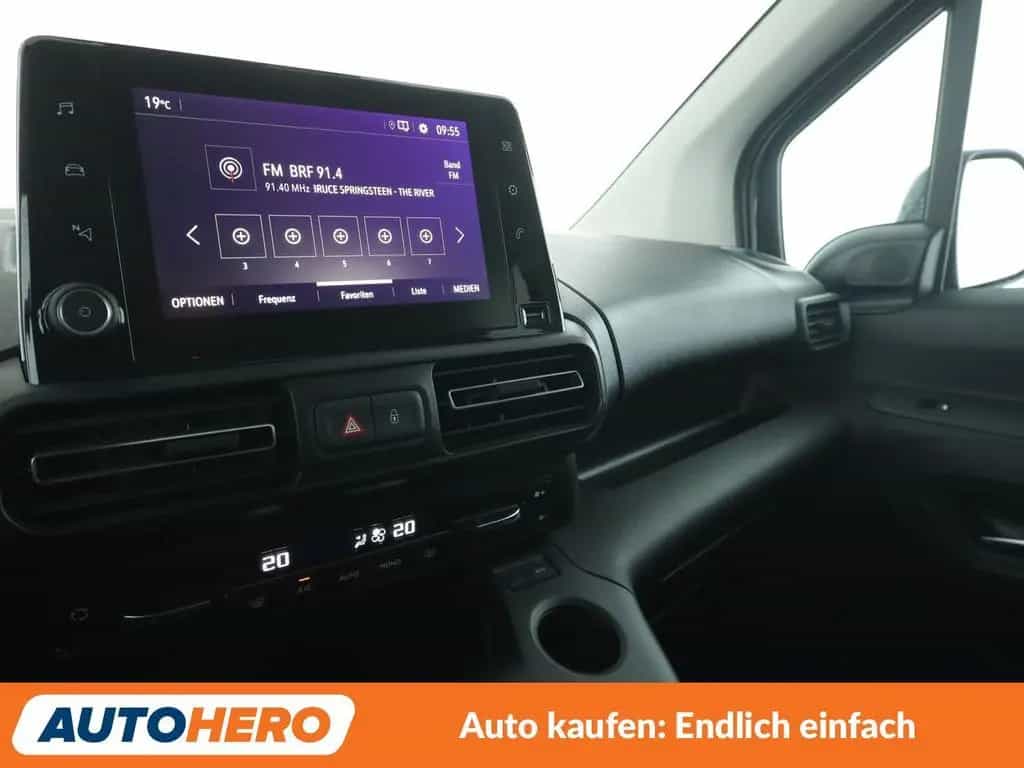 Opel Combo Life 1.2 Turbo Elegance Aut.*NAVI*CAM* 02/2021-photo-26