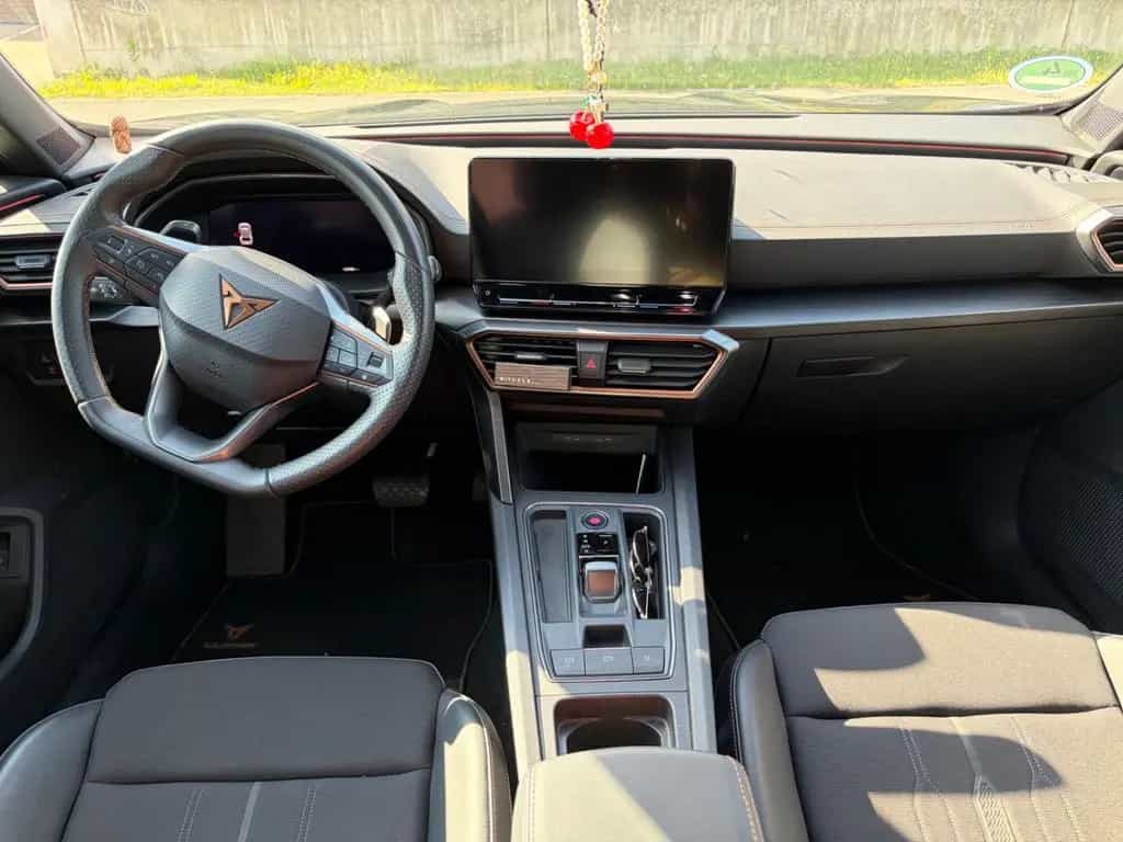 Cupra Formentor 1.5 TSI 110kW DSG - 05/2022-photo-8