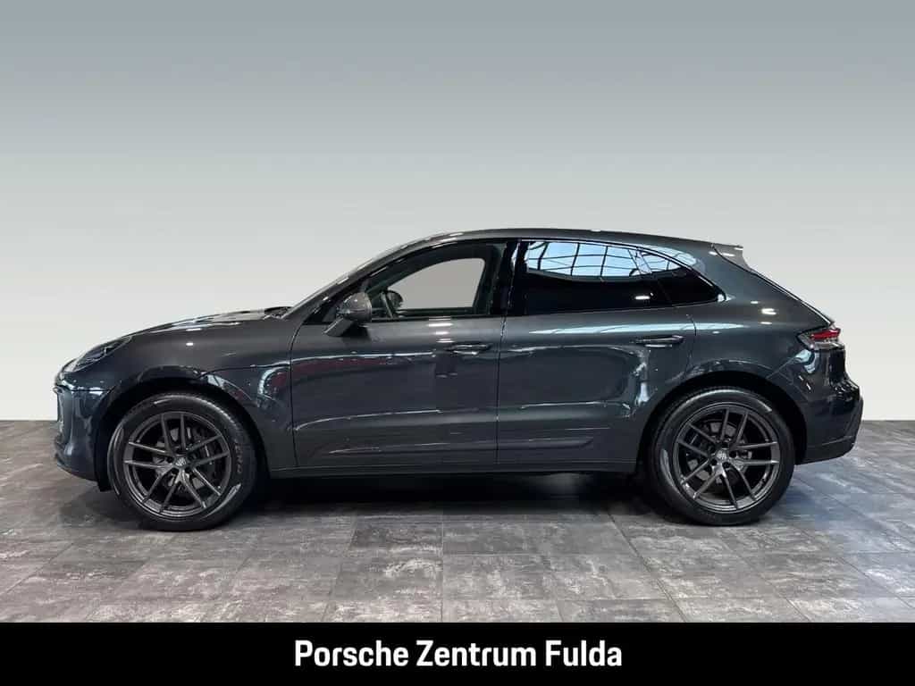 Porsche Macan T Abstandstempomat Luftfederung PASM BOSE 05/2023-photo-1
