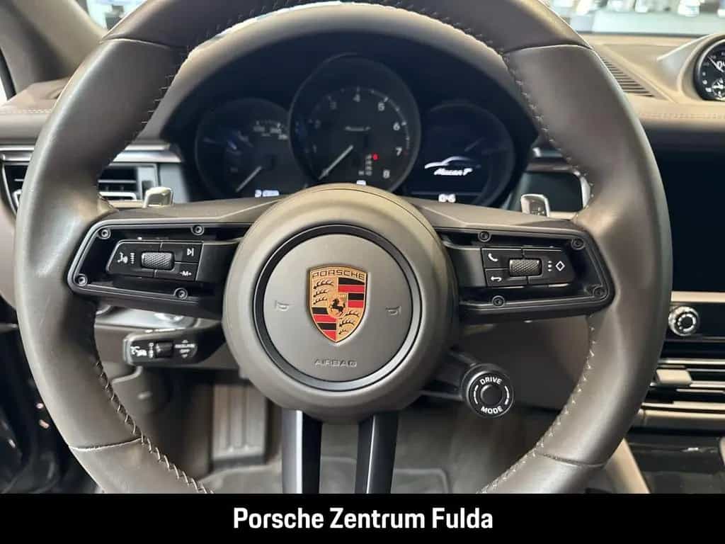 Porsche Macan T Abstandstempomat Luftfederung PASM BOSE 05/2023-photo-26