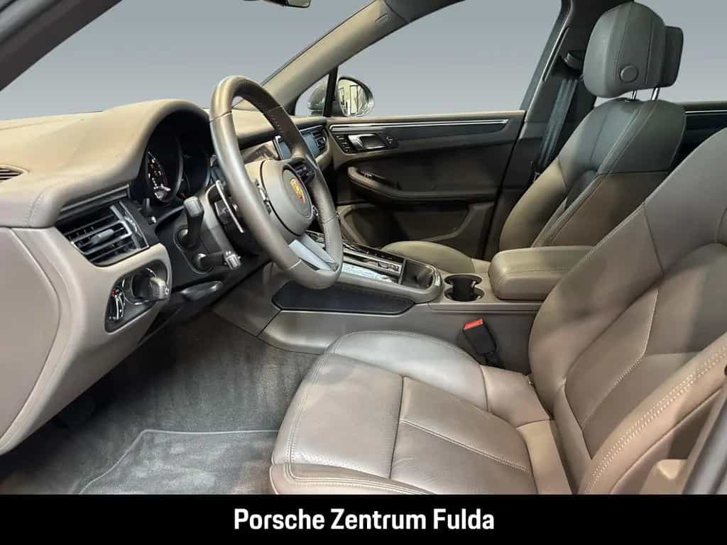 Porsche Macan T Abstandstempomat Luftfederung PASM BOSE 05/2023-photo-6