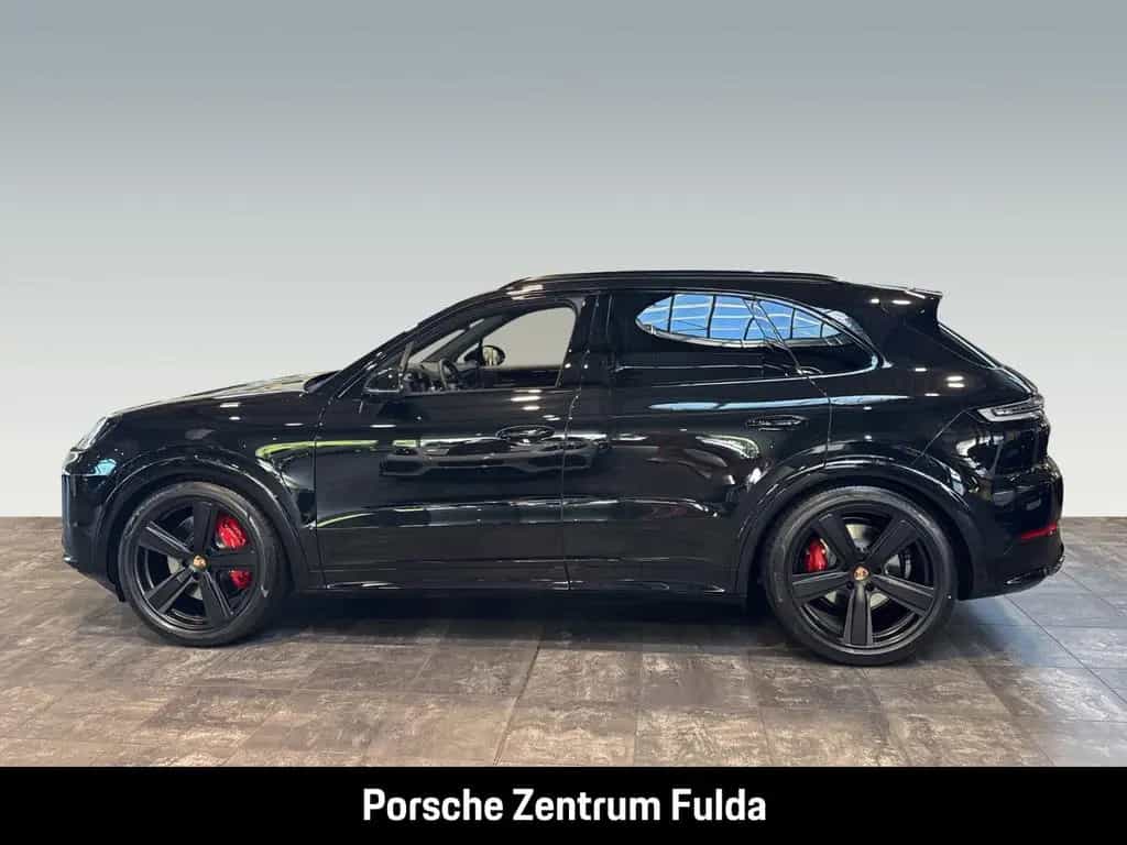 Porsche Cayenne GTS InnoDrive HA-Lenkung Head-Up BOSE null-photo-1