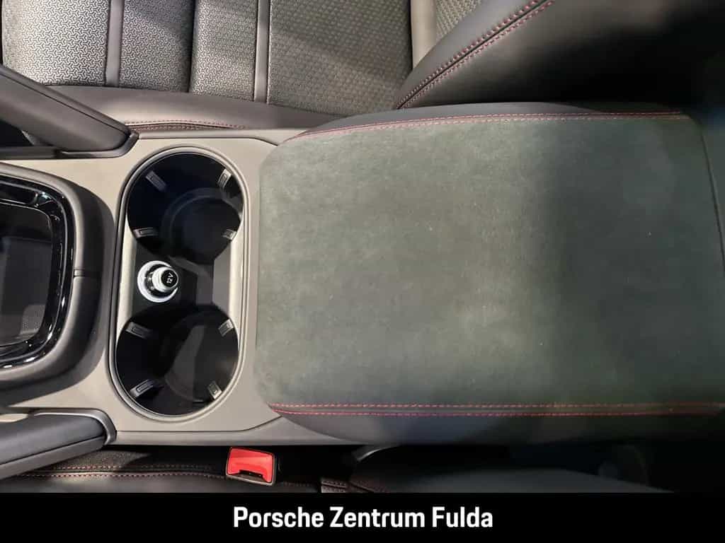 Porsche Cayenne GTS InnoDrive HA-Lenkung Head-Up BOSE null-photo-20