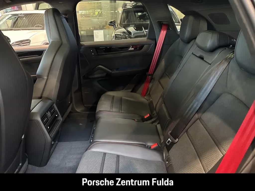 Porsche Cayenne GTS InnoDrive HA-Lenkung Head-Up BOSE null-photo-28