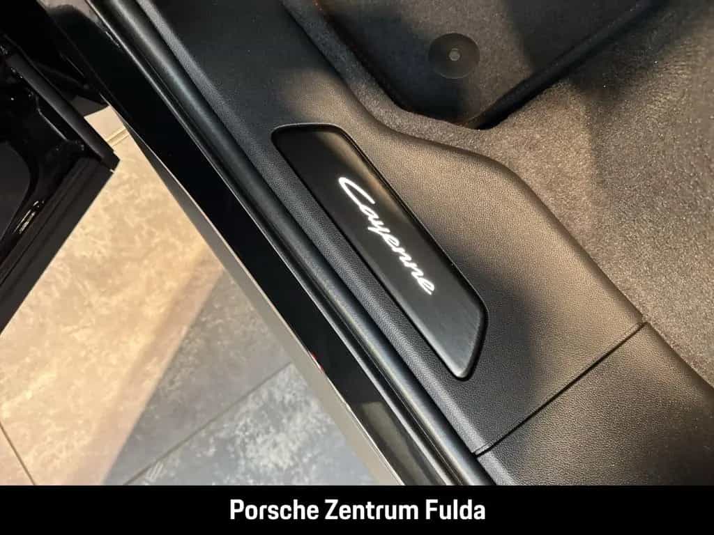 Porsche Cayenne GTS InnoDrive HA-Lenkung Head-Up BOSE null-photo-30