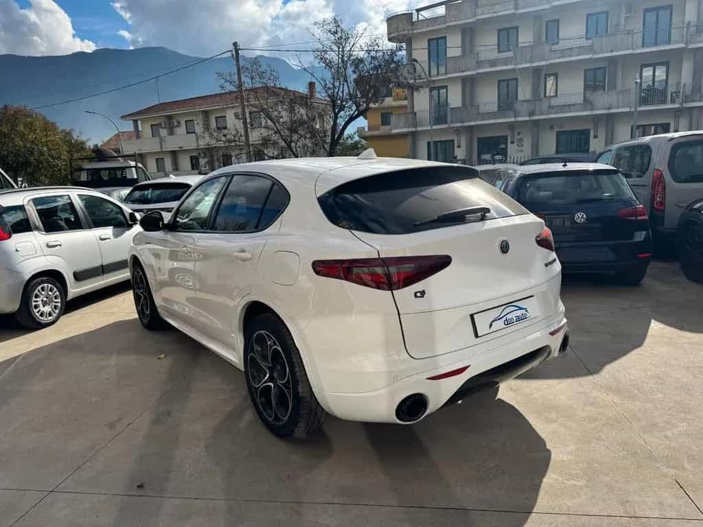 Alfa Romeo Stelvio 2.2 Turbodiesel 210 CV AT8 Q4 07/2021-photo-4