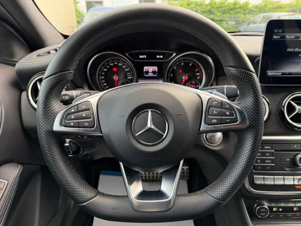 Mercedes-Benz GLA 220 4Matic AMG Line ACC|360°|MEMO|BLINDSPOT 11/2017-photo-13