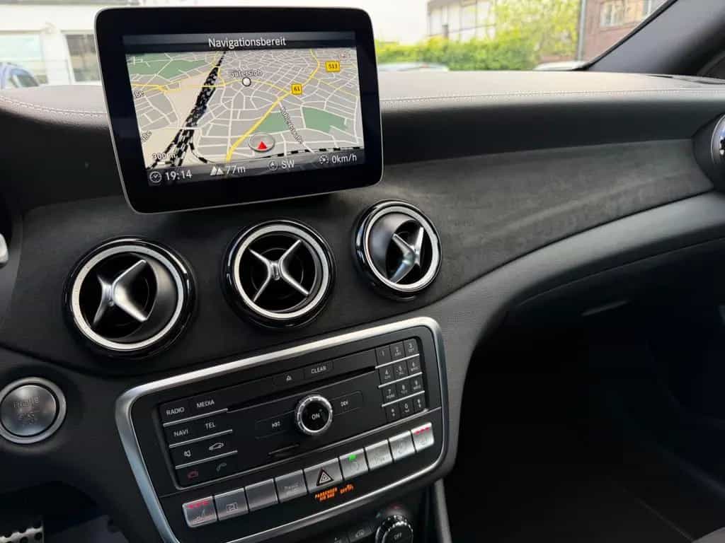 Mercedes-Benz GLA 220 4Matic AMG Line ACC|360°|MEMO|BLINDSPOT 11/2017-photo-16