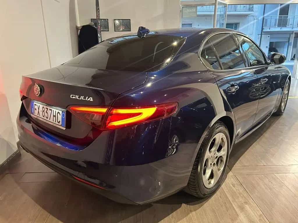 Alfa Romeo Giulia 2.2 Turbodiesel 160 CV AT8 Sup 12/2019-photo-1
