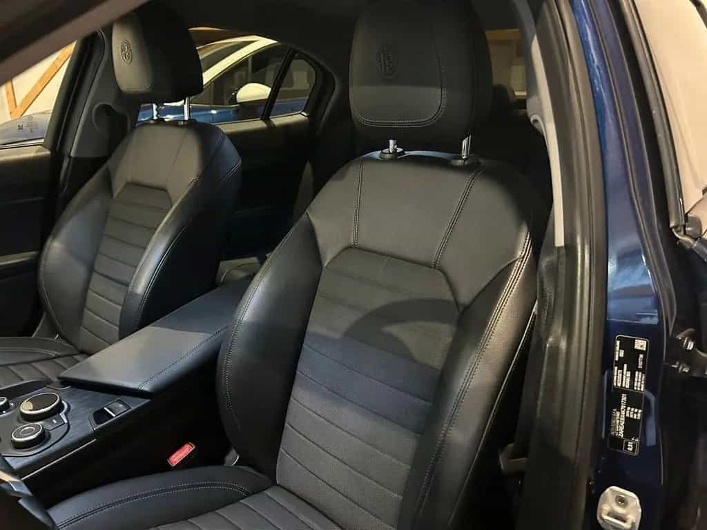 Alfa Romeo Giulia 2.2 Turbodiesel 160 CV AT8 Sup 12/2019-photo-6