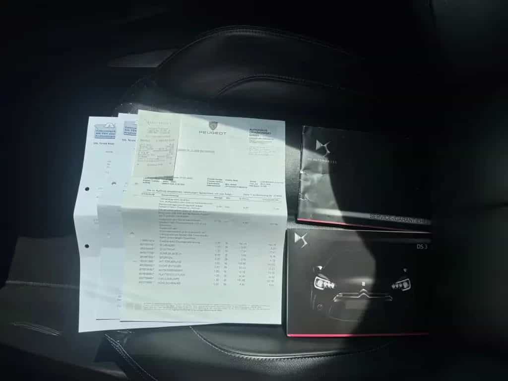 DS Automobiles DS3 1.2 TÜV NEU*82 T/KM*Autom.*2 Hand*Navi*Klima 01/2016-photo-1