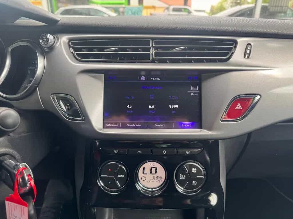 DS Automobiles DS3 1.2 TÜV NEU*82 T/KM*Autom.*2 Hand*Navi*Klima 01/2016-photo-27