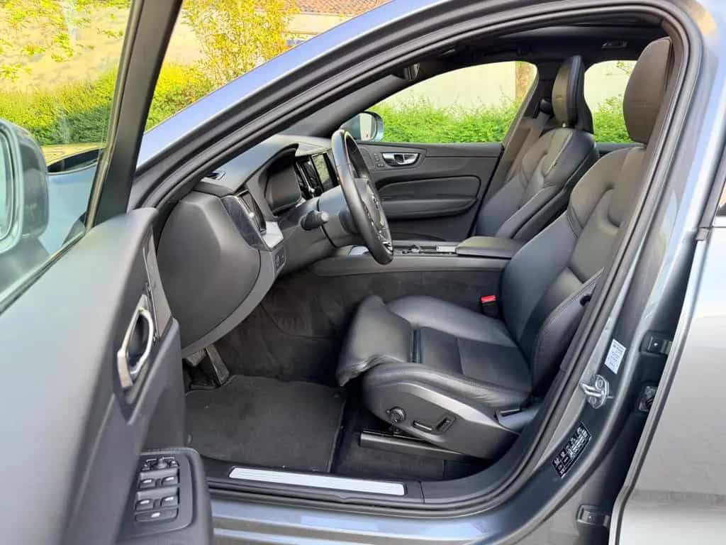 Volvo XC60 Inscription AWD V.Leder Pano Alus 1.Hand 11/2018-photo-10