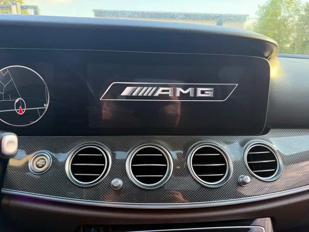 Mercedes-Benz E 350 d AMG Line TÜV NEU*Autom.*2 Hand*Widescreen 11/2017-photo-26