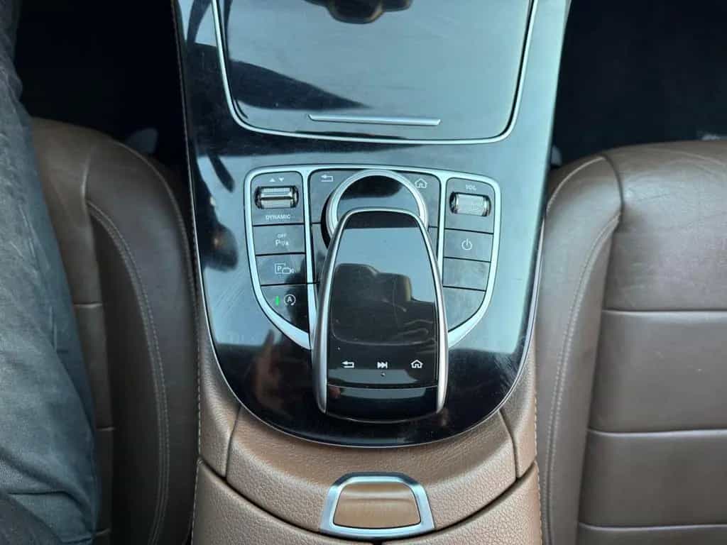 Mercedes-Benz E 350 d AMG Line TÜV NEU*Autom.*2 Hand*Widescreen 11/2017-photo-34