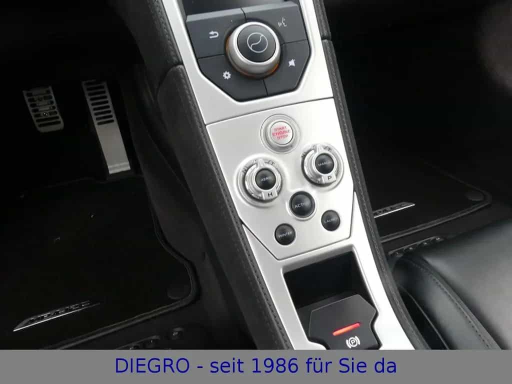 McLaren MP4-12C * Modelljahr 2013 * 1. Hand 03/2012-photo-6