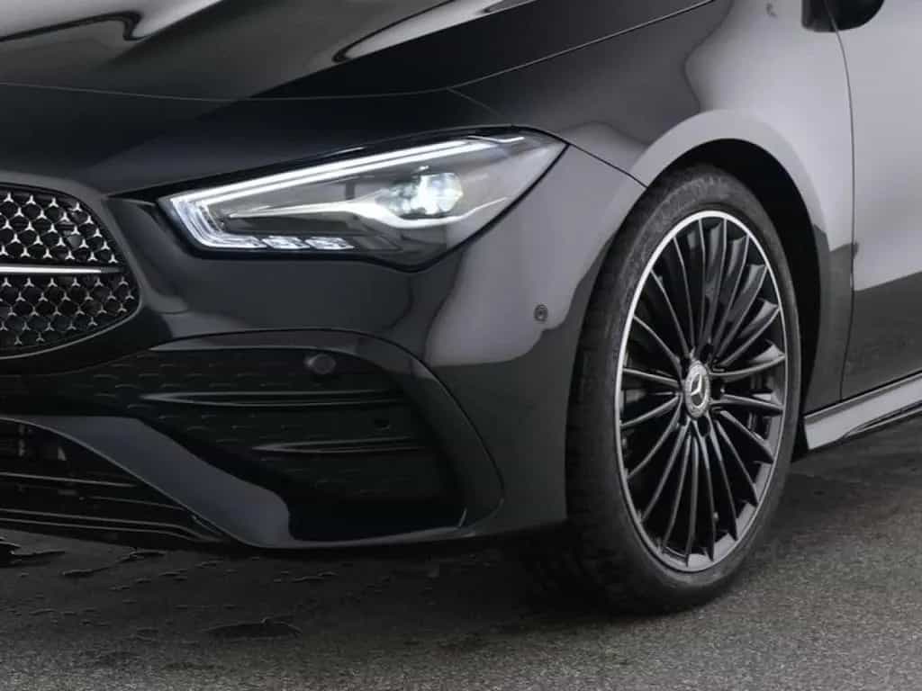 Mercedes-Benz CLA 200 +AMG+NIGHT+19"+KEYLESS+KAMERA+TOTWINKEL+ 04/2025-photo-2