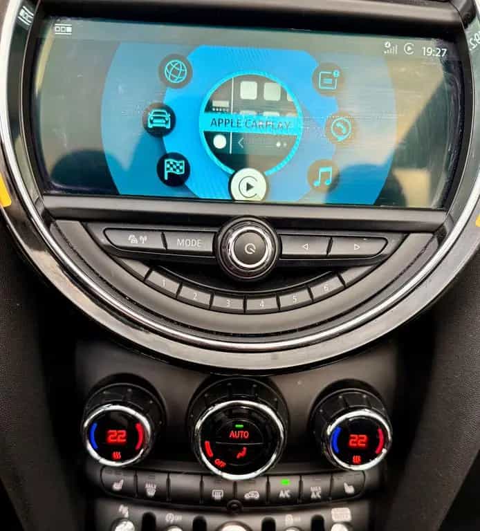 MINI Cooper Cabrio | Chili Red | CarPlay | 8-fac 03/2018-photo-10