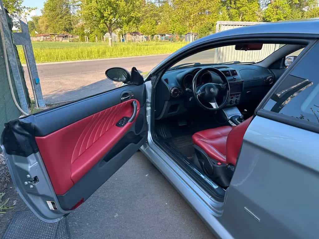 Alfa Romeo GT S.0 Sport Automatik Leder Klimatronic 02/2005-photo-17