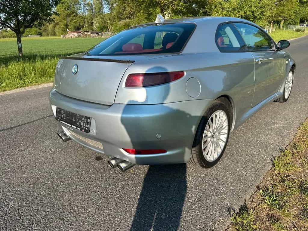 Alfa Romeo GT S.0 Sport Automatik Leder Klimatronic 02/2005-photo-2